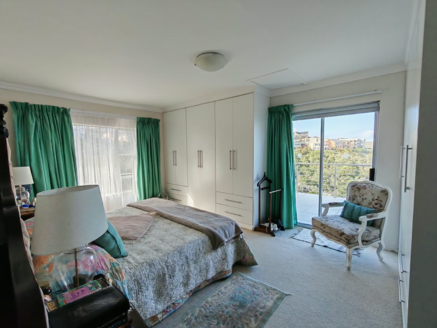 4 Bedroom Property for Sale in Herolds Bay Western Cape